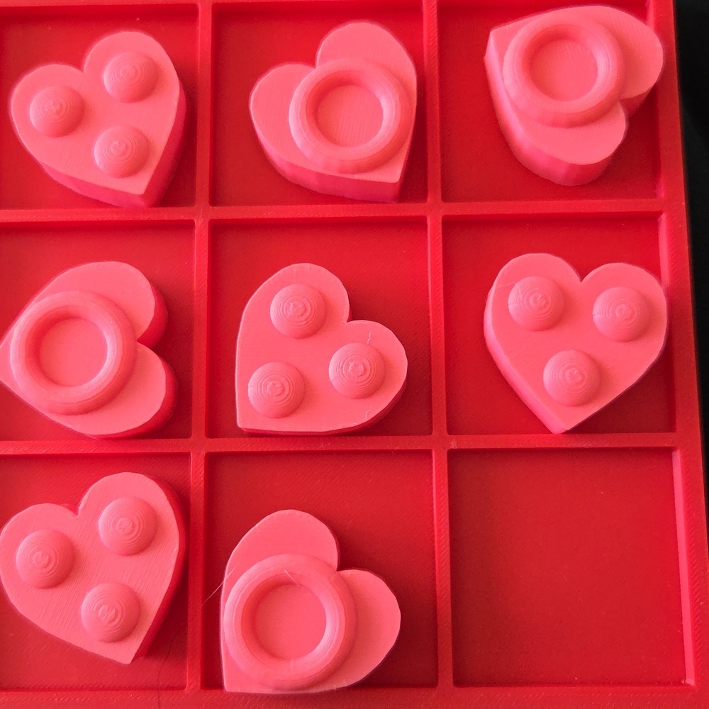 Red and Pink Tic-Tac-I❤️U